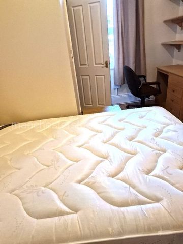 Egerton Road, Manchester, M14 6RD - Photo 4