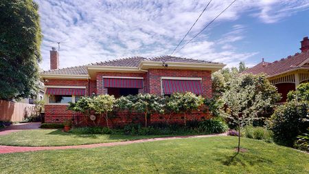 72A Brinsley Road, Camberwell - Photo 2