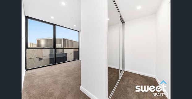 519/4 Andalusian Way, Castle Hill, NSW 2154 - Photo 1