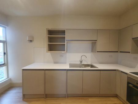 2 bedroom duplex to rent - Photo 3