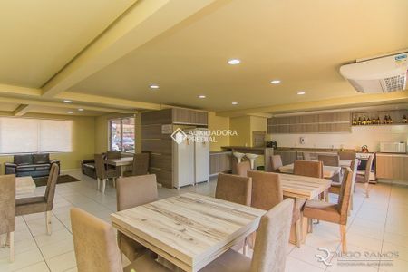 Apartamento com 2 quartos e 50m² para alugar em Azenha, Porto Alegre. - Foto 2