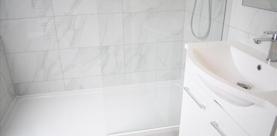 1 bedroom house to rent - Photo 2