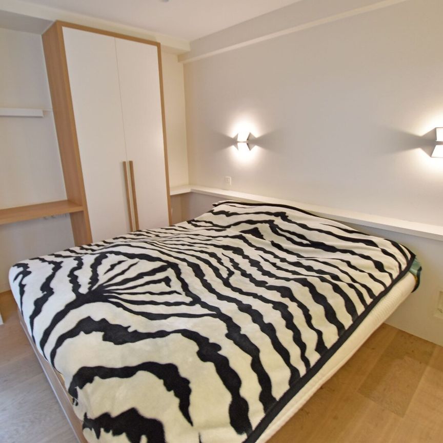 Mooi appartement met zijdelings zeezicht, centraal gelegen op het Lichttorenplein - Photo 1