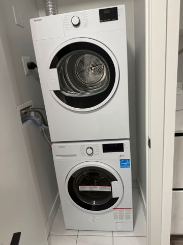 For Lease - 35 Parliament Street Unit# 716, Toronto, Ontario - Photo 4