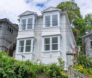 Renovated 3 bedroom ready to move in - Photo 2