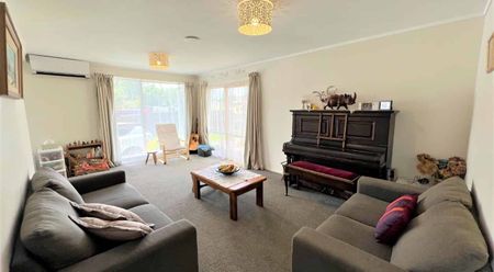 Manurewa, 3 bedrooms - Photo 3