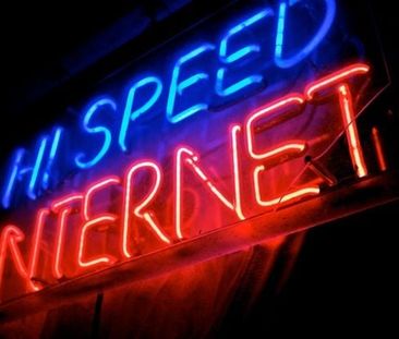 2 Bed Flat, Cromwell Court, LS10 - Photo 2