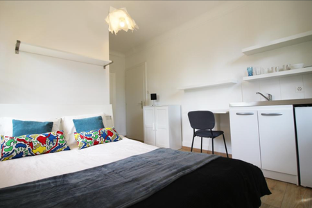 Location Charmant Studios Equipés & Meublés pour Etudiants - Photo 4