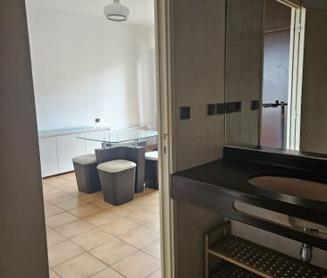 Location Appartement 1 pièce 28m² RODEZ 12000 - Photo 2