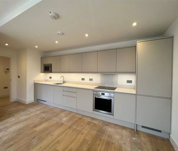 Farnborough Road, Farnborough, Surrey, GU14 - Photo 3