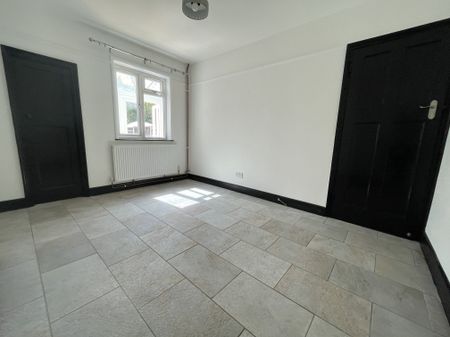 Hagden Lane, Watford - Photo 5