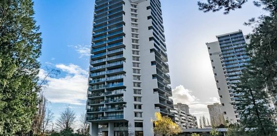 Tower East - Photo 2