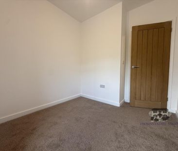 3 bedroom end of terrace house to rent - Photo 5