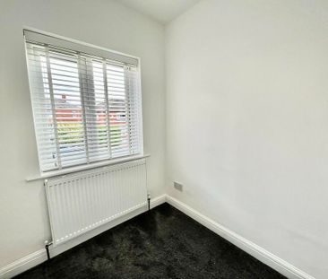 3 Bed Semi-Detached House, Leysholme View, LS12 - Photo 6