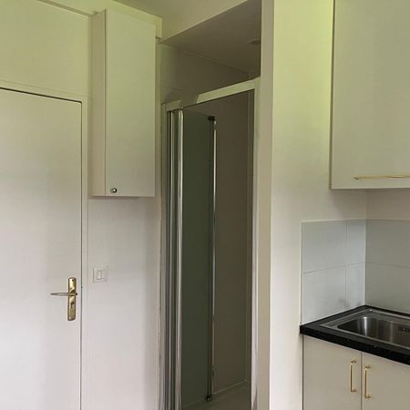 Appartement Saint Cloud 1 pièce(s) 12.25 m2 - Photo 4