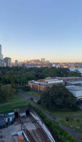 Convenient City Studio Steps from the CBD & Botanic Gardens - Photo 5