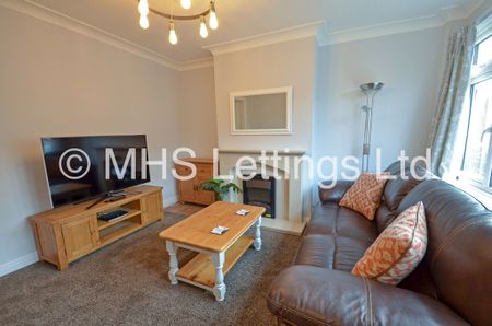 2 Bedroom Mid Terraced House for rent in Welton Mount - Photo 3