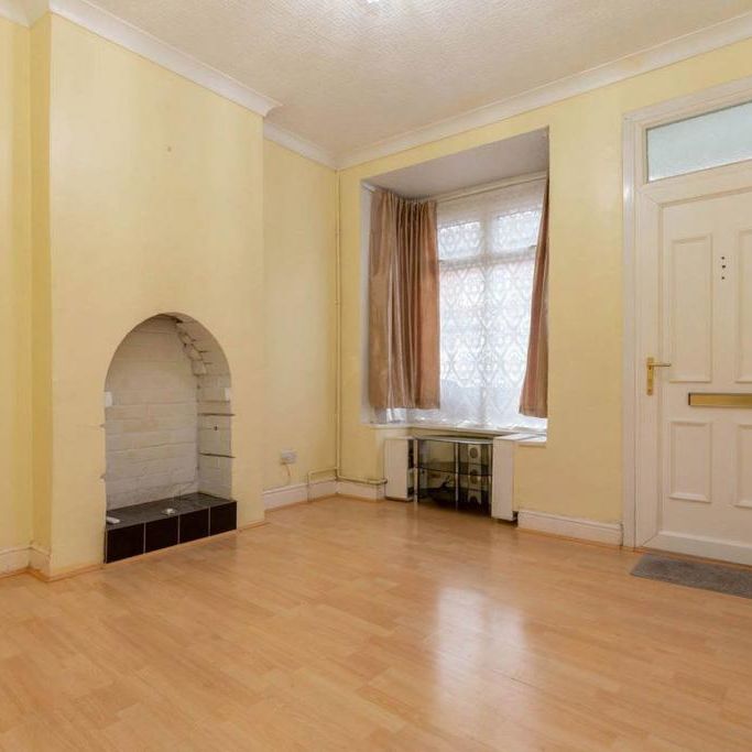 2 bedroom house to rent - Photo 1