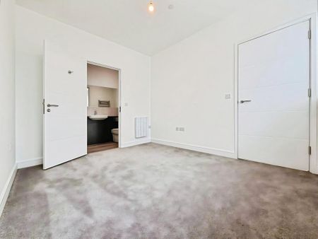 2 bedroom property to rent - Photo 4