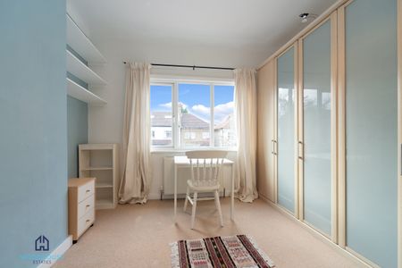 Horsham Avenue, London, N12 - Four Bedroom Terraced House To Rent - £715pw / £3,098pcm - Photo 4