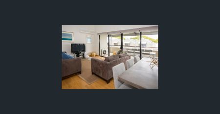 LIGHT APARTMENT IN THE HEART OF SUBIACO - Photo 4