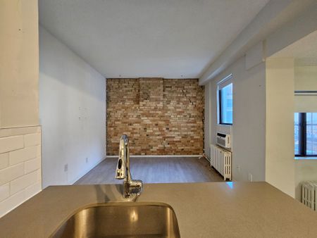 For Lease - 72 Wellesley Street Unit# 105, Toronto, Ontario - Photo 4