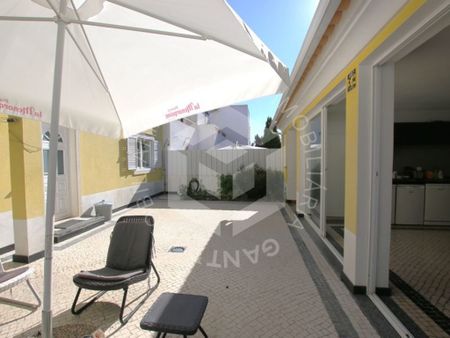 3 room luxury Semidetached House for rent in Setúbal, Distrito de Setúbal - Photo 2