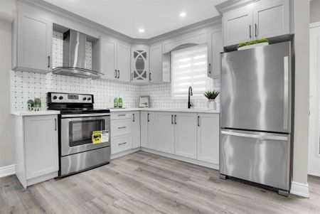 For Lease - 18 Jensen Sq Upper N/A, Brampton, Ontario - Photo 2