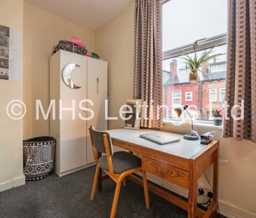 4 Bedroom Mid Terraced House for rent in Thornville Road - Photo 3