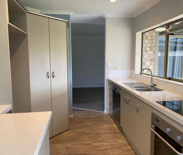 Family Home Papamoa - Photo 3
