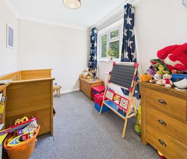 Gladsmuir Close, Walton-on-thames, KT12 - Photo 5