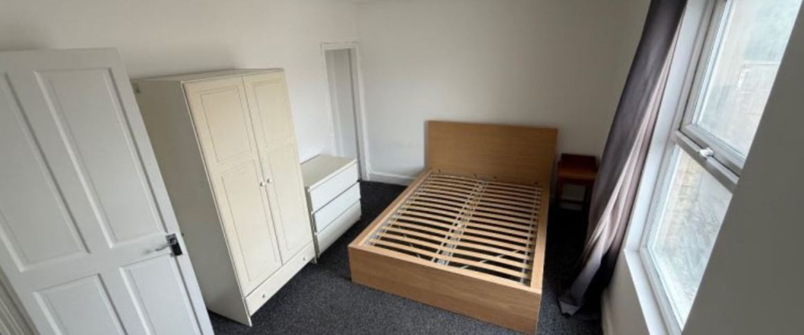 Room in a Shared House, Drapers Road, E15 - Photo 1