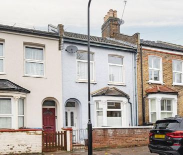 3 bedroom terraced house to rent - Photo 3