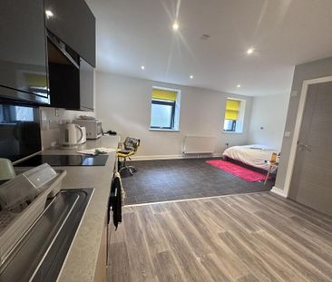 Studio to rent - Photo 1