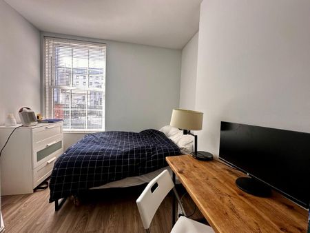 6 bedroom duplex to rent - Photo 2