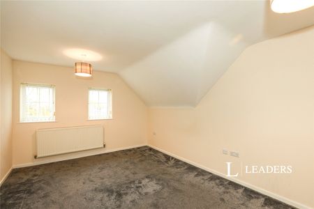 3 bedroom house to rent Pyms Lane, Crewe, Cheshire, CW1 - Photo 4