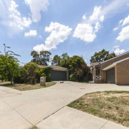 1/2 Manity Street, Ngunnawal ACT 2913 - Townhouse For Rent | Domain - Photo 2