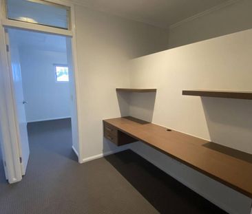 Easy Living - Photo 1