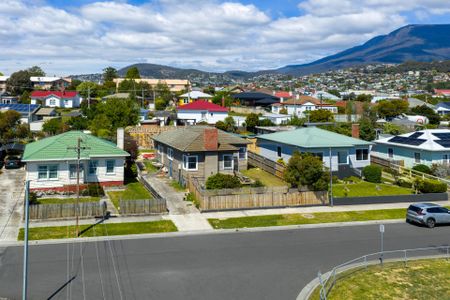 Renovated Home in the Heart of Moonah - Photo 3