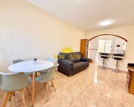 Alquiler de chalet pareado en Playa Flamenca - Photo 2