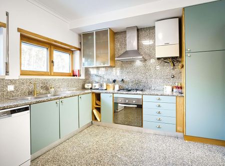 Nazaré, Leiria - Photo 4