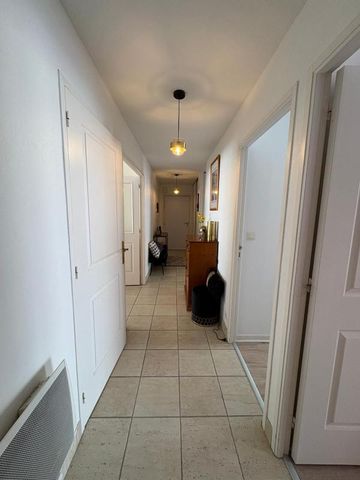 Location Appartement 3 pièces Meublé 98m² BREST 29200 - Photo 5