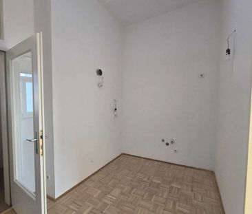 Moderne, sehr helle Dachgeschosswohnung mit hofseitiger Terrasse - ... - Photo 1