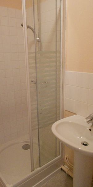 A LOUER Appartement Carentan 2 pièces 48.04 m2 50500 - Photo 1