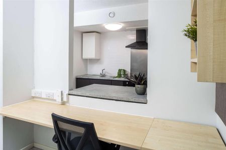 Studio to rent - Photo 2
