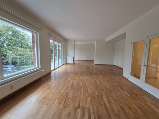 Appartement te huur - Photo 1