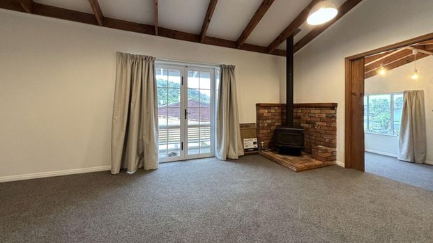 Paraparaumu - 3 Bedrooms - Photo 1