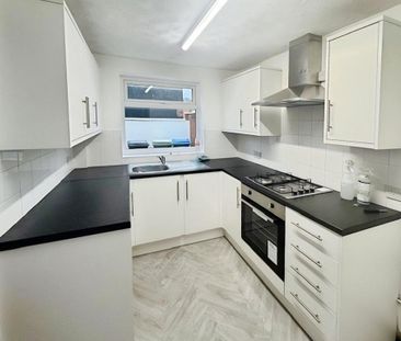 2 bedroom house to rent - Photo 3