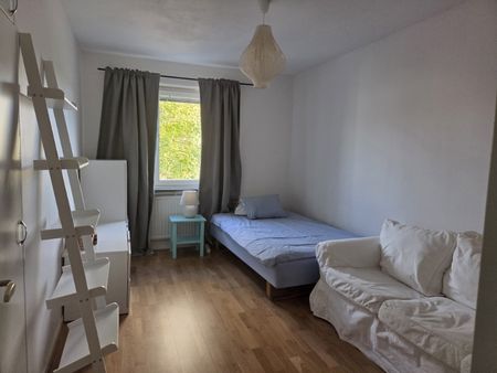 Nacka - 4rok - 9mån - 22.425kr/mån - Photo 4