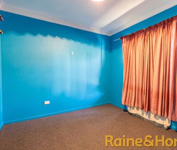 Family Home Close to Parks, Schools & Shops. - Photo 1